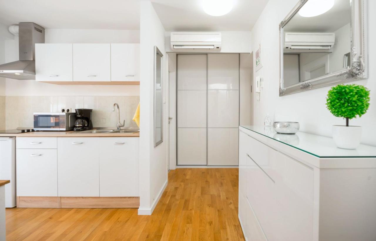 Apartment Mares Split Bagian luar foto