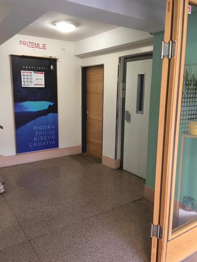 Apartment Mares Split Bagian luar foto