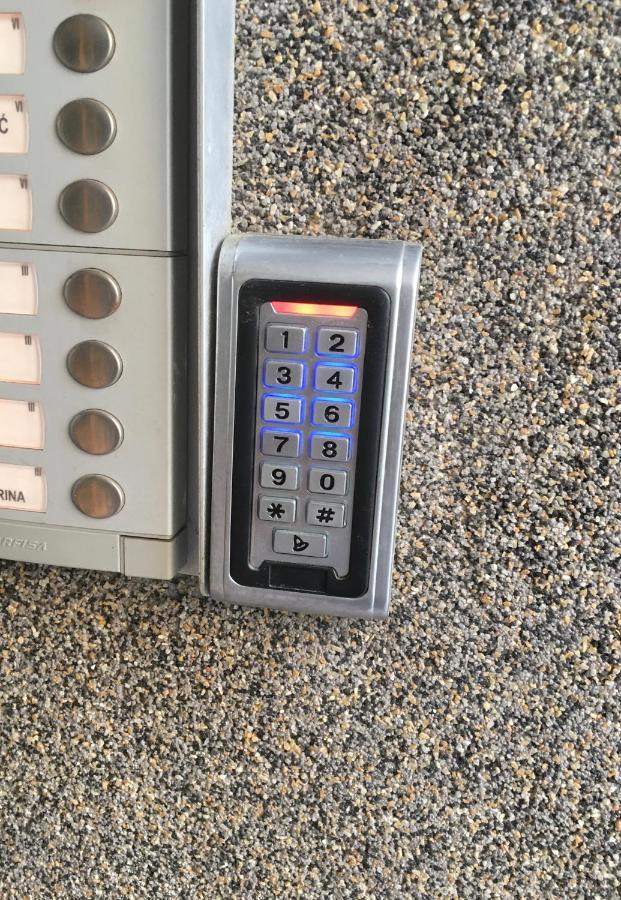 Apartment Mares Split Bagian luar foto