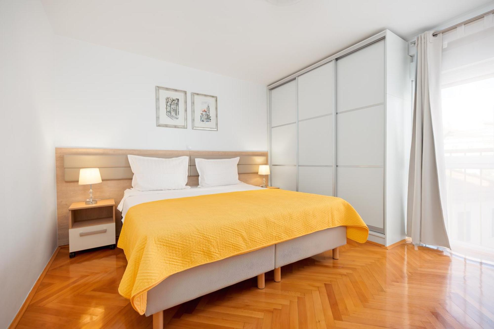 Apartment Mares Split Bagian luar foto